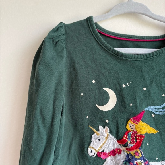 Mini Boden Girls Magical Appliqué Long Sleeve Trekking Green Princess Size 4-5 - Picture 6 of 9
